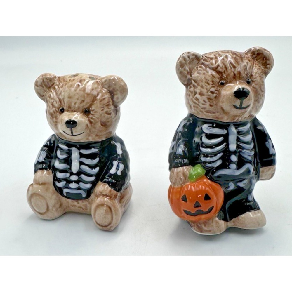 Creepy Critters salt & pepper shakers halloween bears ceramic